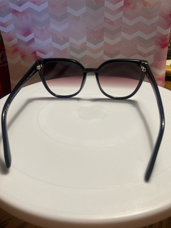 Quay Black Cat-Eye Staycation Sunglasses with Pink Gradient Lenses main image 5